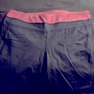 Gander Mountain Athletic capris